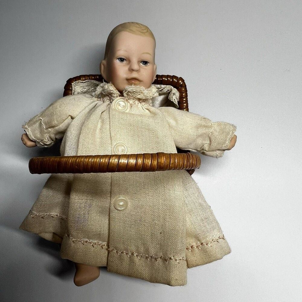 Vintage 5" Porcelain Baby Doll Wicker Basket Cradle Bassinet Satin Mattress Set